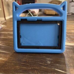 Cat tablet case blue see pictures for measurements